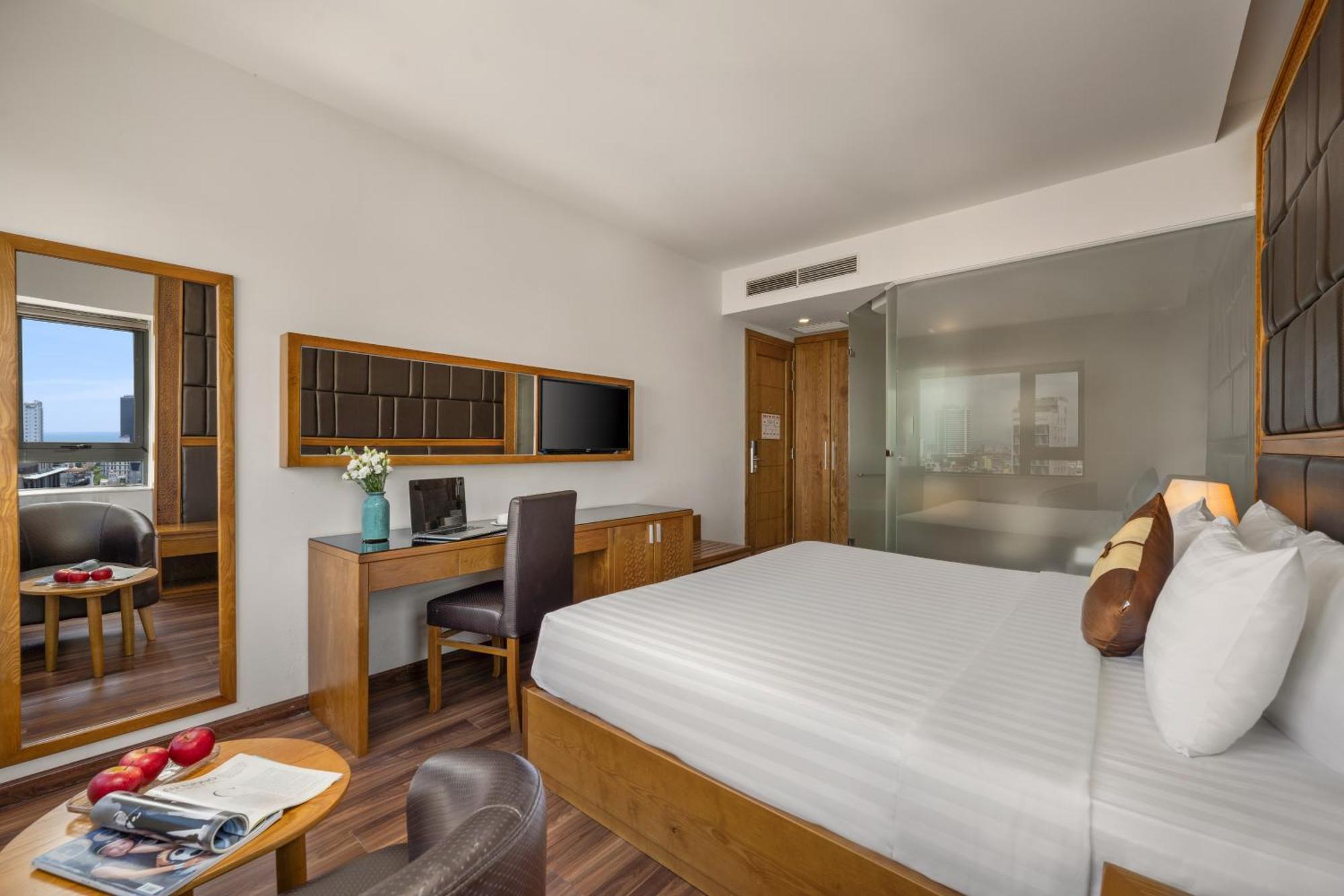 Bliss Luxury Hotel Da Nang Exterior foto