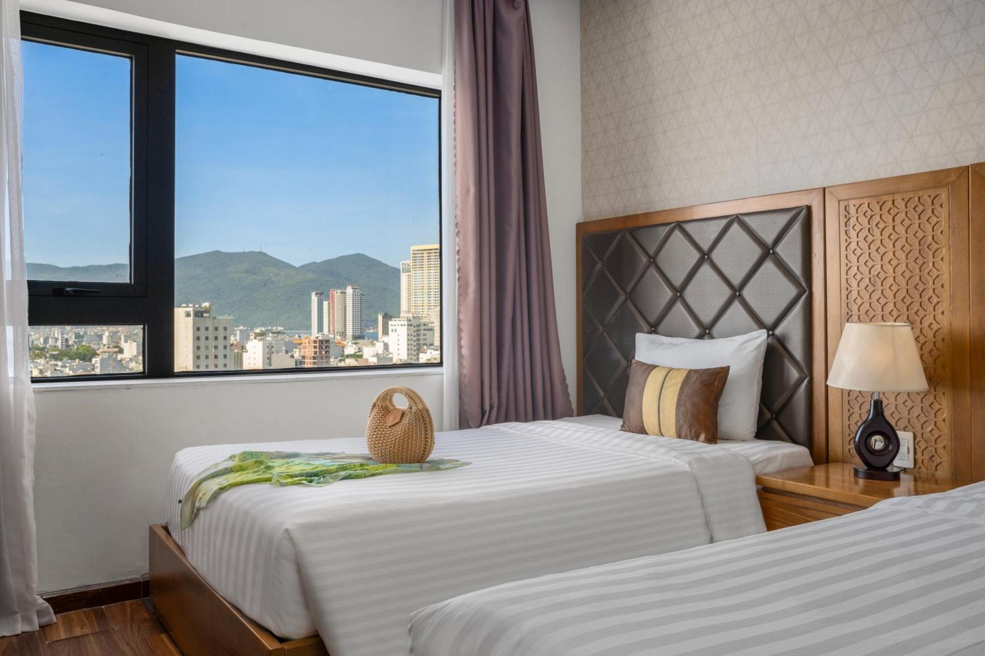 Bliss Luxury Hotel Da Nang Exterior foto
